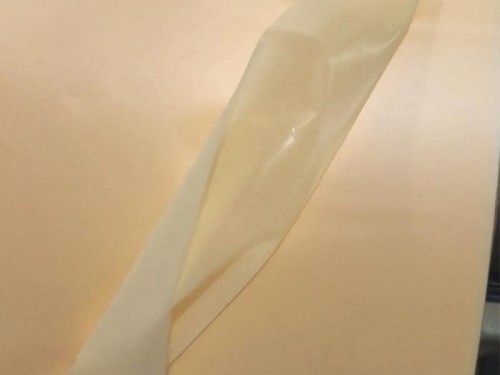 耐水解耐磨TPU防水透濕膜-中透濕膜無孔防水防護服面料復合膜